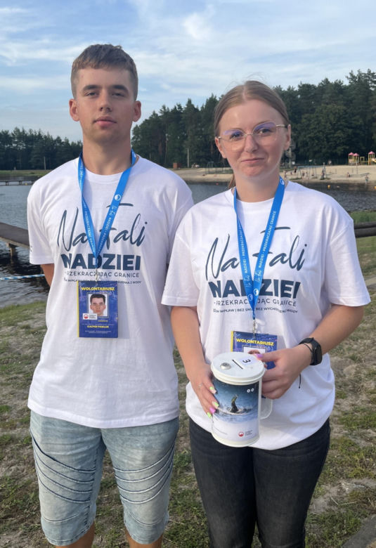 Damian Błaszczyk przez 44 godziny przepłynął 100 km pod zalewie Bojary pod Biłgorajem, kwestując w ten sposób dla 12-letniego ciężko chorego Adasia