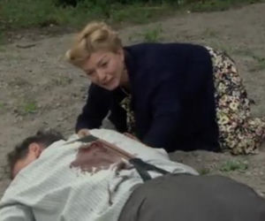 Czas honoru 7 sezon odc. 3. Rosa Knapik (Edyta Olszówka), Alfred (Ireneusz Czop)