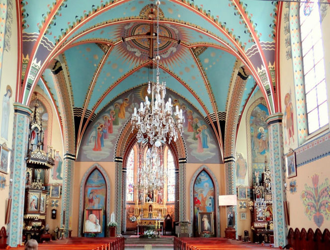 To miasto w Małopolsce zachwyca jednym z najpiękniejszych rynków. Dopiero w PRL-u odzyskało swoje prawa