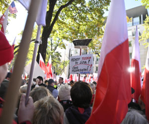 Protest pod TK. Kaczyński