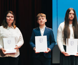 Najzdolniejsi uczniowie odebrali stypendia Prezydenta Miasta Siedlce