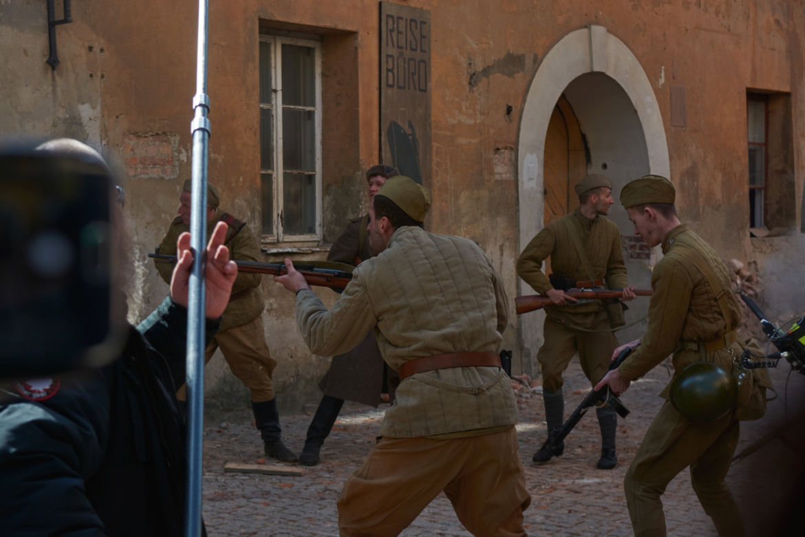 Strzały i zdezorientowany tłum na ulicach Starego Miasta. W Lublinie powstaje kolejny film!