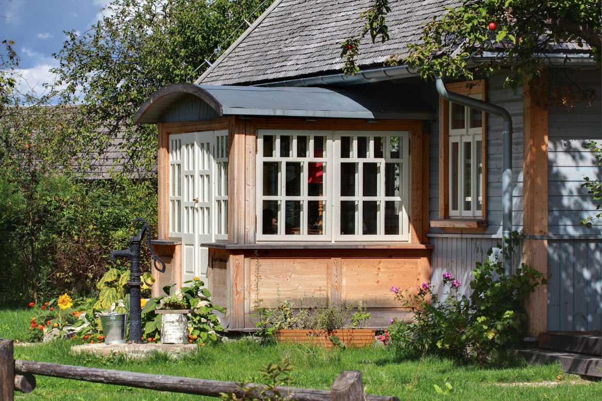 Drewniany dom na Podlasiu