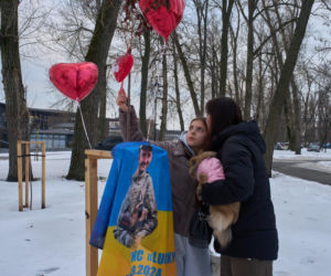 Nie da się przyzwyczaić do krwi i strachu. Czwarta rocznica wojny w Ukrainie