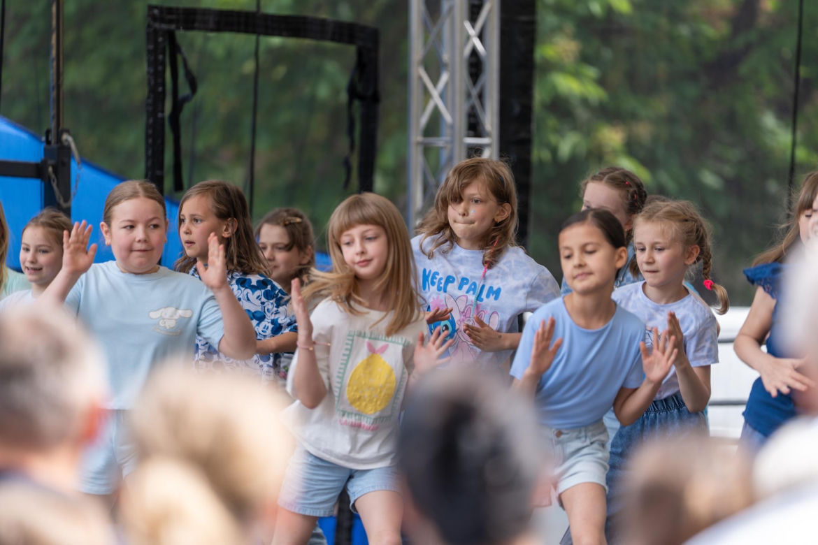   Tłumy na Starym Mieście w Olsztynie. Tak mieszkańcy świętowali Dzień Dziecka