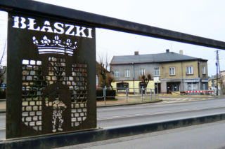 To najpiękniejsze miasteczko w woj. łódzkim. Zachwyca zabytkowymi mieszczańskimi domami