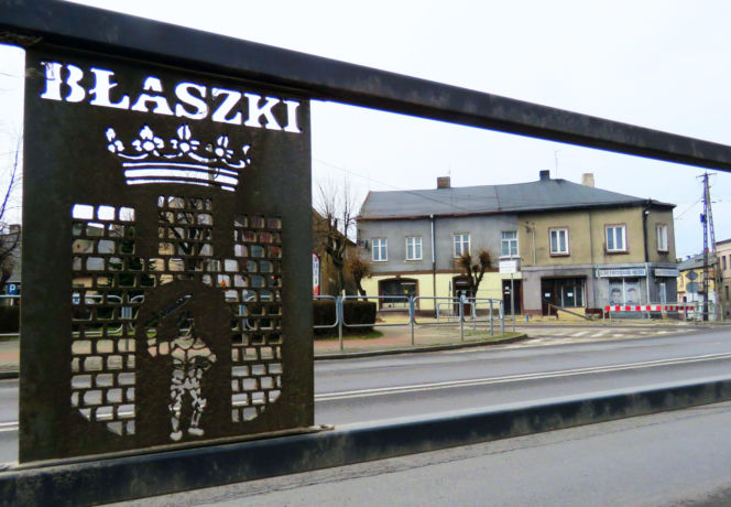 To najpiękniejsze miasteczko w woj. łódzkim. Zachwyca zabytkowymi mieszczańskimi domami