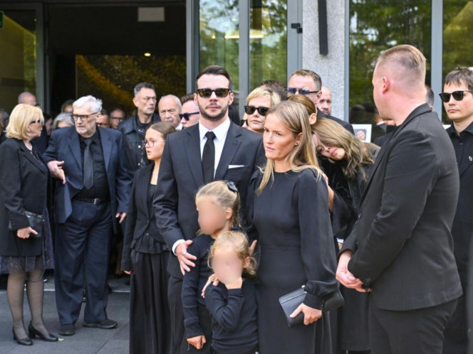Tak pożegnały Jana Frycza córka i wnuczka. Trudno się nie rozpłakać