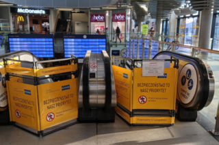 PKP obiecuje naprawę schodów ruchomych na dworcu w Bydgoszczy. Pasażerowie pytają: Dlaczego to trwa tak długo?