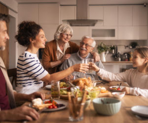 10 sposobów na zdrowszą Wielkanoc. Te zmiany naprawdę mają znaczenie 