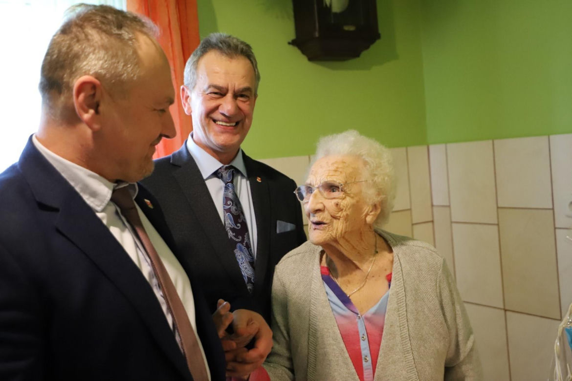 Pani Maria skończyła 100 lat. Doczekała się praprawnuków