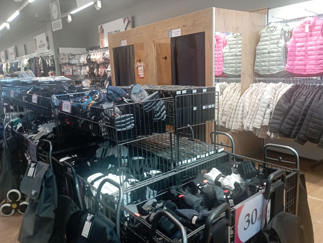 Sklep Woolworth w Poznaniu cieszy się dużą popularnością. Tak wygląda to miejsce trzy miesiące po otwarciu