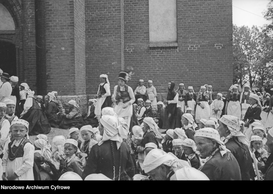 Tak wyglądało Boże Ciało na Kurpiach w 1937 roku. Te zdjęcia to prawdziwa podróż w czasie