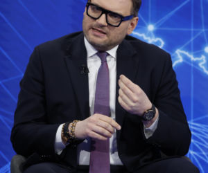 Debata local content