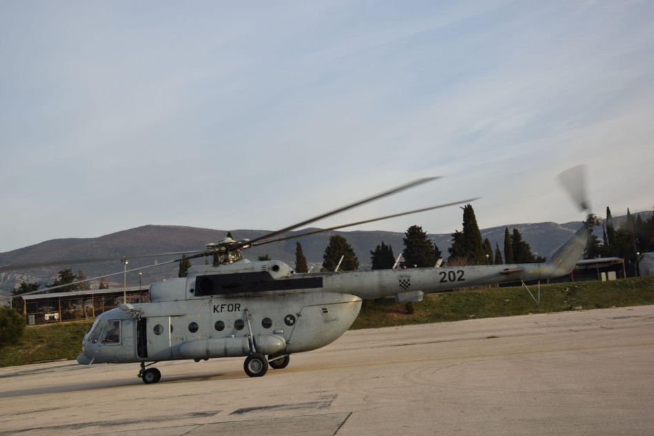 Chorwackie śmigłowce Mi-8MTV-1 oraz UH-60M Black Hawk