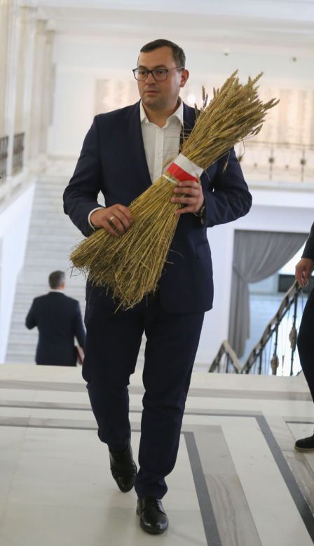 Posłowie idą na wakacje