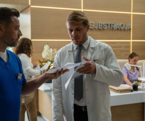 Na dobre i na złe odc. 976. Maks Beger (Tomasz Ciachorowski), Borys Jakubek (Marcin Zacharzewski)