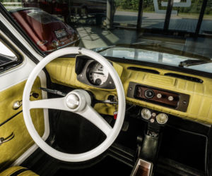 Fiat 126p dla Toma Hanksa z wnętrzem Carlex Design