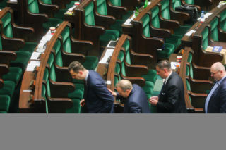 SEjmowy bunt przeciw cenzurze Kuchcińskiego