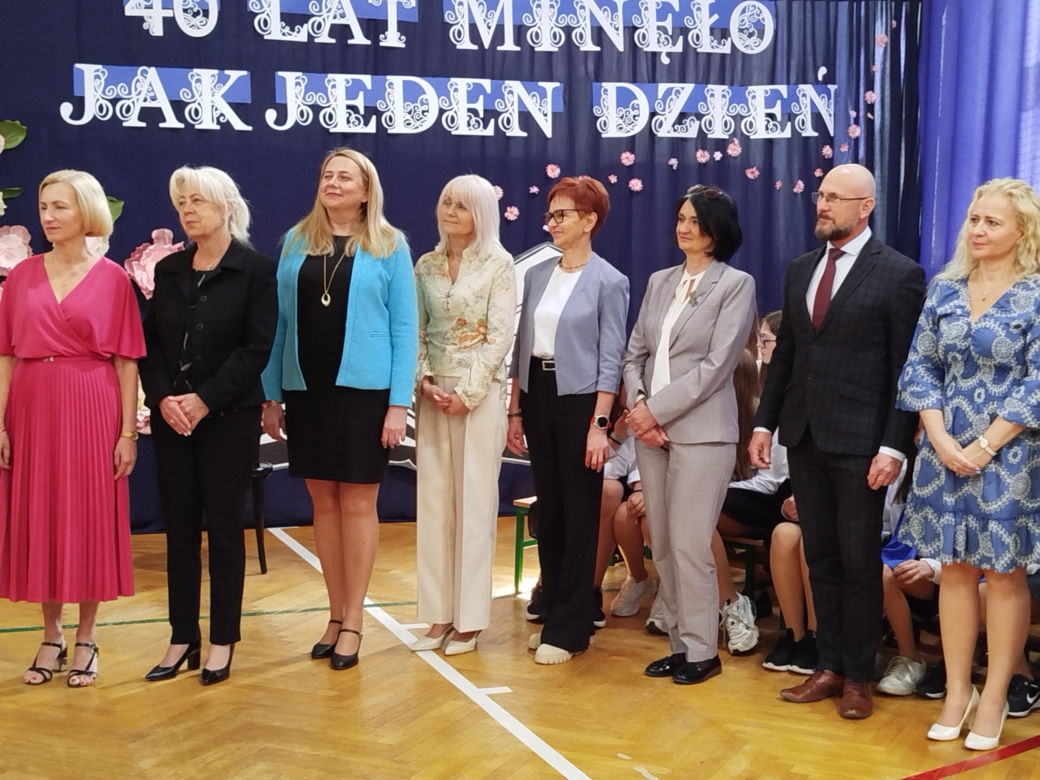 Uroczystość jubileuszowa w siedleckiej "Dziesiątce" była okazją do wspomnień