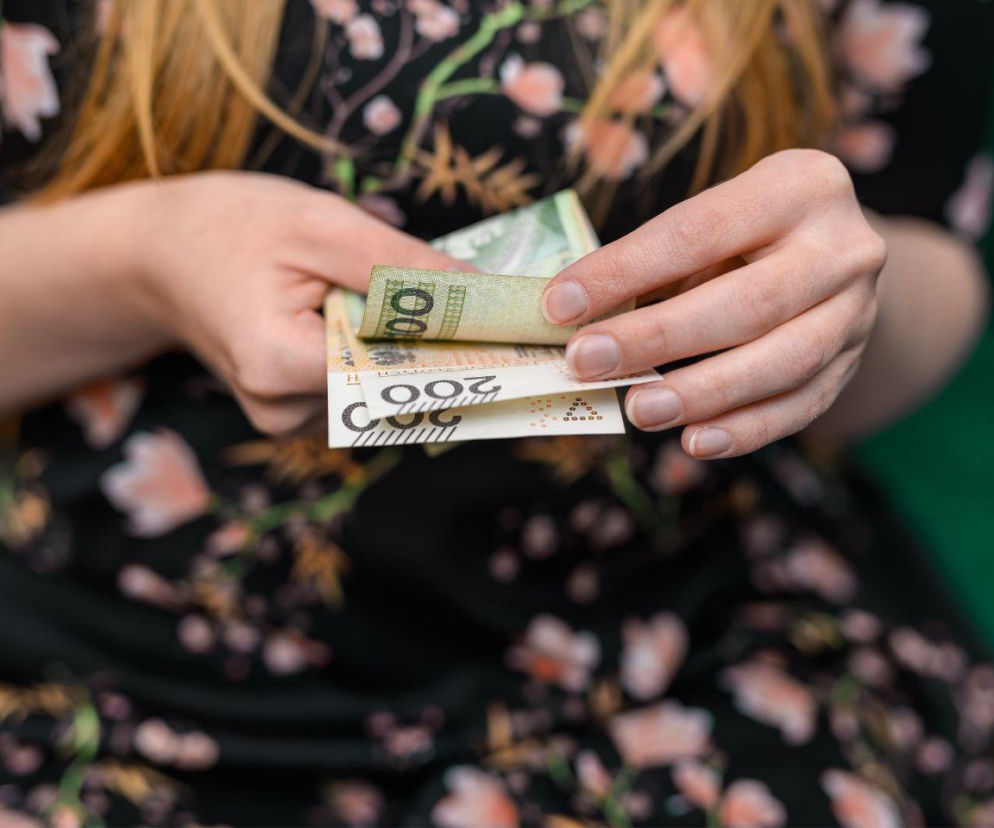 Kiedy ZUS wypłaci 800 plus w grudniu?