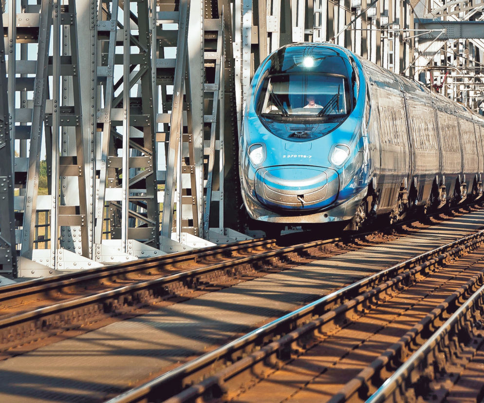 PKP INTERCITY NOTUJE REKORDY