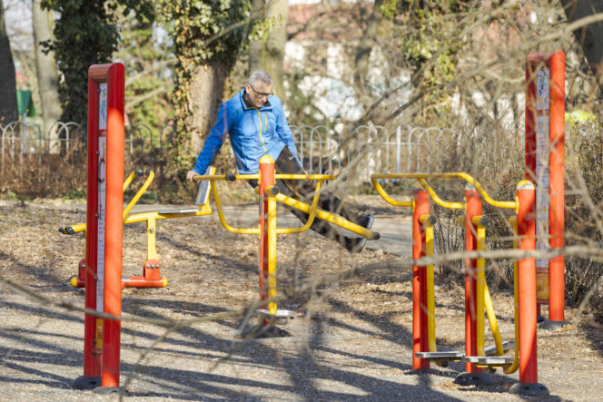 Senator Kwiatkowski gubi zimowe kilogramy