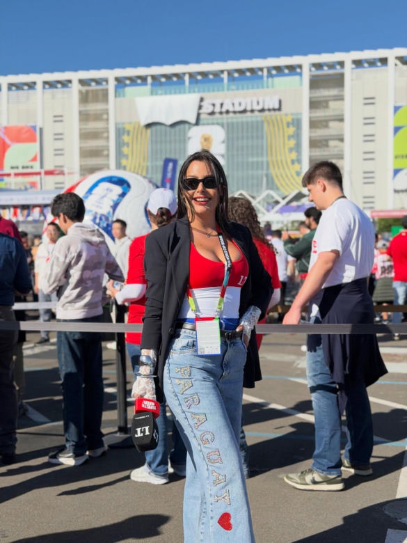 Larissa Riquelme