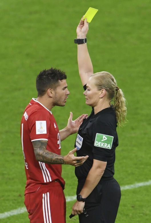 Piłkarz Bayernu musi iść do więzienia