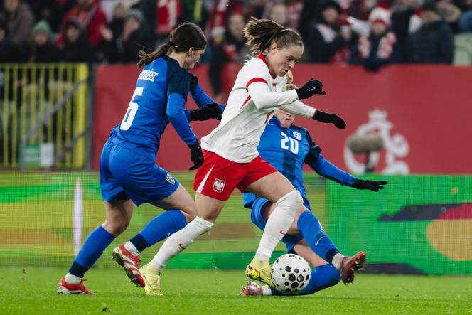 Polska - Słowenia: Najwierniejsi kibice wspierali reprezentację Polski kobiet. Dużo zdjęć z Gdańska