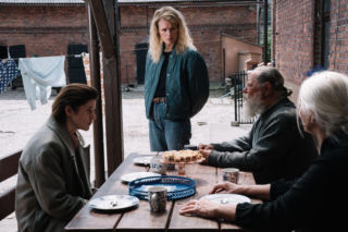 Profilerka sezon 2 - odcinek 13 streszczenie. Tomek dokonuje przełomowego odkrycia: w noc zabójstwa pod firmą Maxa widziano samochód Roberta