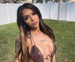 Elayna Black/Cora Jade