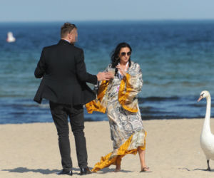Kayah zadała szyku na plaży