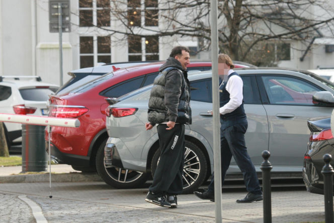 Michał Koterski z dziewczyną na spacerze