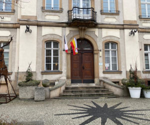 Jelenia Góra: Pogrzeb 11-letniej Danusi. Całe miasto pogrążone w smutku