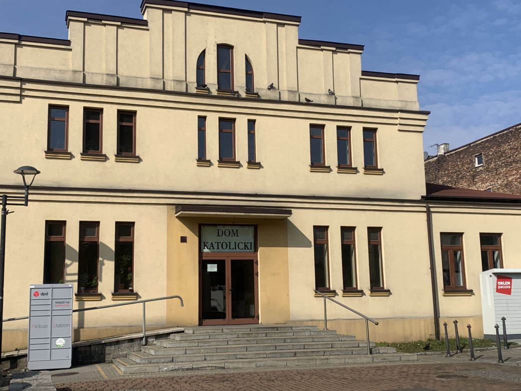 Diecezja sosnowiecka w żałobie. Wspólna msza w intencji zmarłych księży. "Czy to tak wypada?"