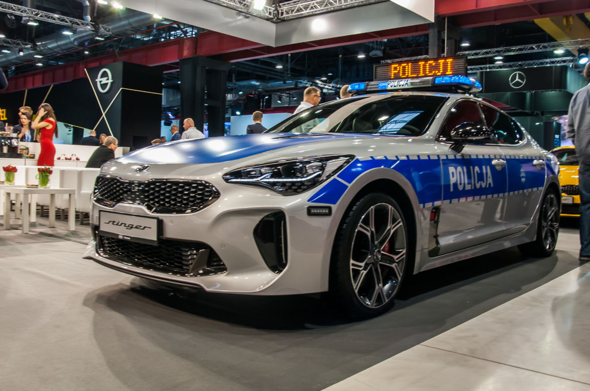Kia Stinger GT, oznakowany radiowóz