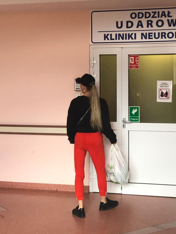 Roxi Gąska odwiedza Jacka w szpitalu