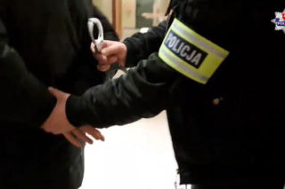 Seniorki na celowniku oszustów! Jedna z nich przechytrzyła bandytę