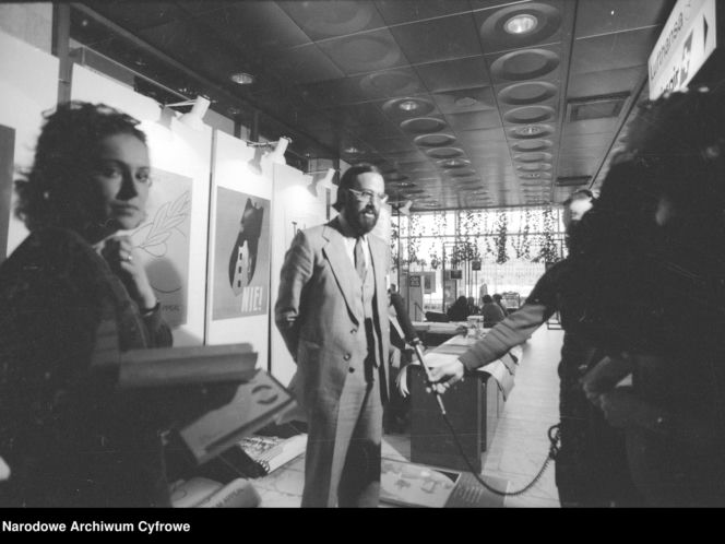 Kongres Intelektualistów w Obronie Pokojowej Przyszłości Świata w Hotelu Victoria w Warszawie