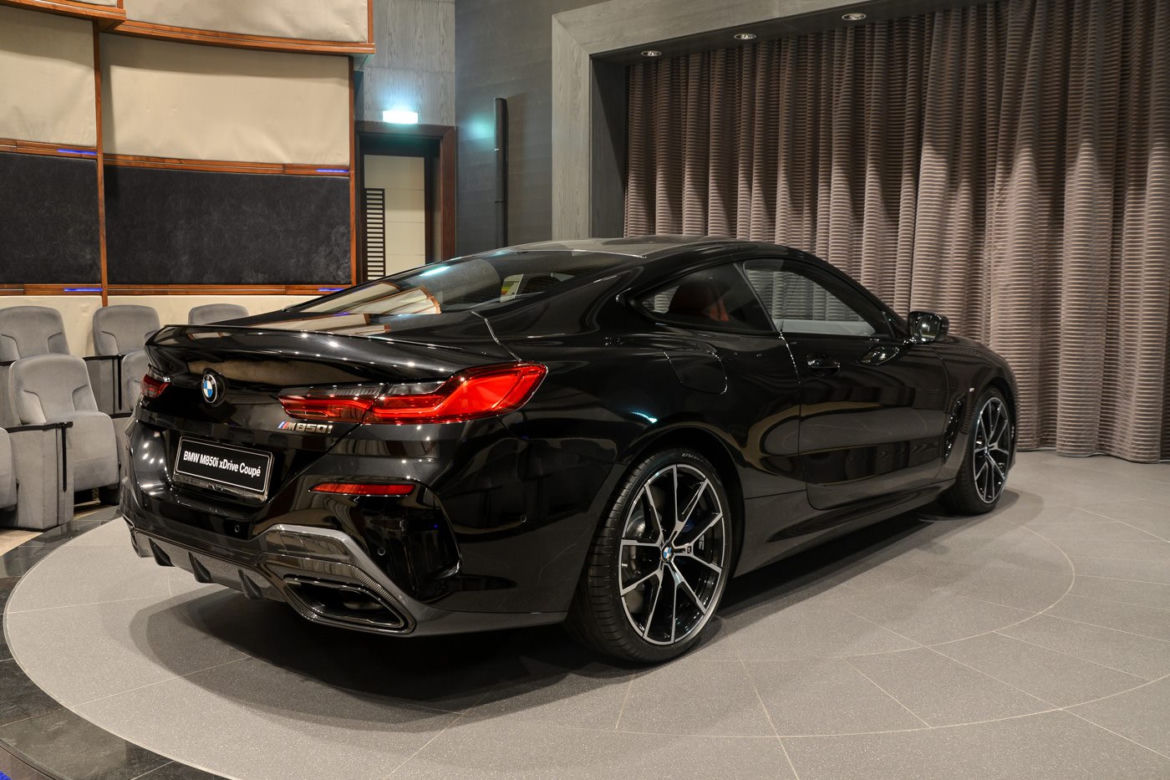 BMW 850i xDrive Individual