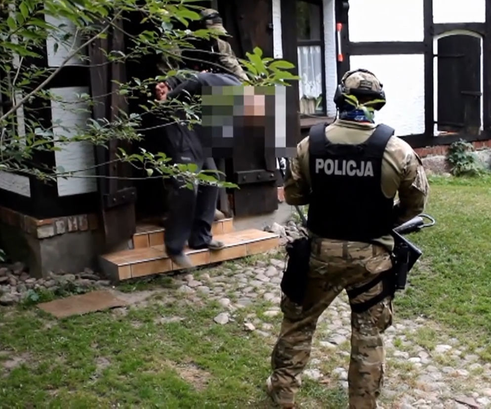 Tak działają poznańscy antyterroryści. Zatrzymano 49-latka [WIDEO]