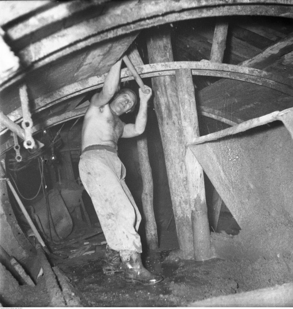 Metro w Warszawie: historia warszawskiego metra