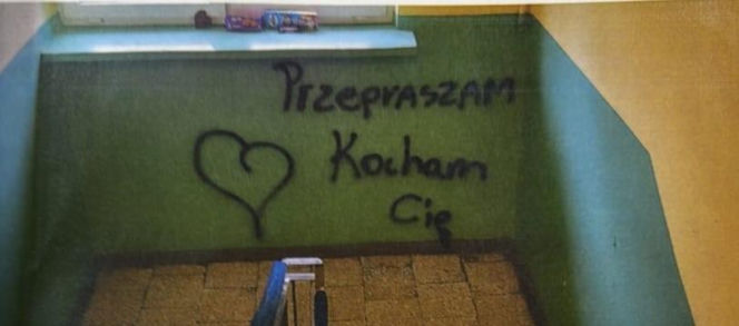 Chciał być romantyczny, skończył w kajdankach. 23-latek z zarzutami