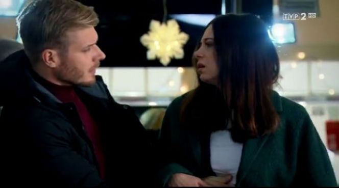 M jak miłość odcinek 1296, Iza (Adriana Kalska), Artur (Tomasz Ciachorowski)