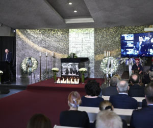 Niebywałe sceny na pogrzebie Andrzeja Morozowskiego. Zrobili to na Powązkach 