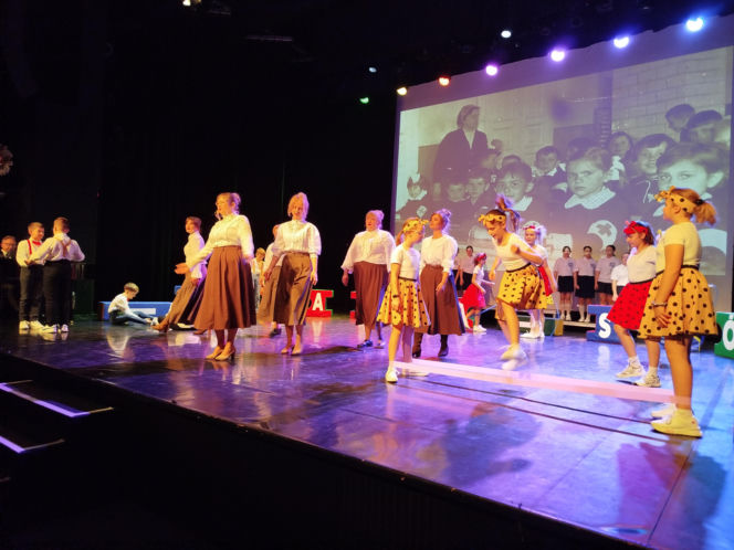 Siedlecka „Szóstka” uczciła potrójny jubileusz. Występy przygotowali także uczniowie