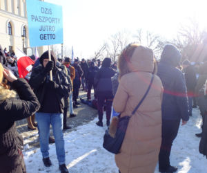 Protest antyszczepionkowców w Lublinie. Początek był przerażający
