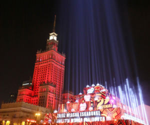 WOŚP 2022: Trwa 30 finał Wielkiej Orkiestry Świątecznej Pomocy pod hasłem: Przejrzyj na oczy!/ Warszawa