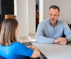 Pierwsza miłość, odcinek 4154: Bolesław mści się na Elizie, ale zastraszona kobieta ma w zanadrzu tajemniczy plan